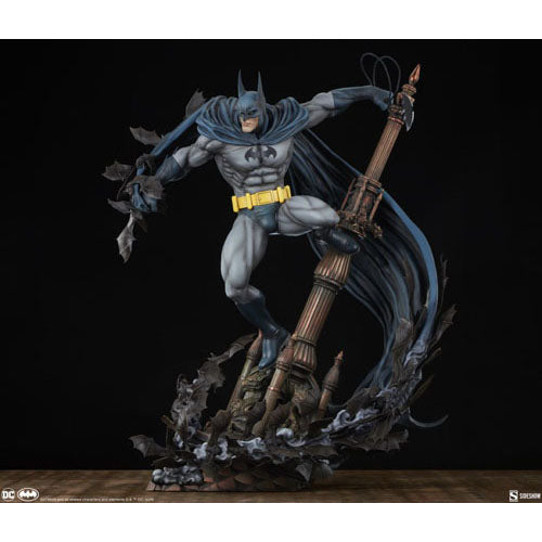 Batman Premium Format 1:4 Scale Statue