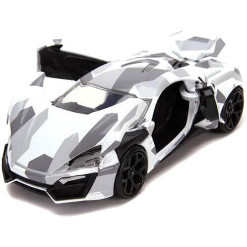 Lykan Hypersport White / Camo 1:24 Scale Diecast Vehicle